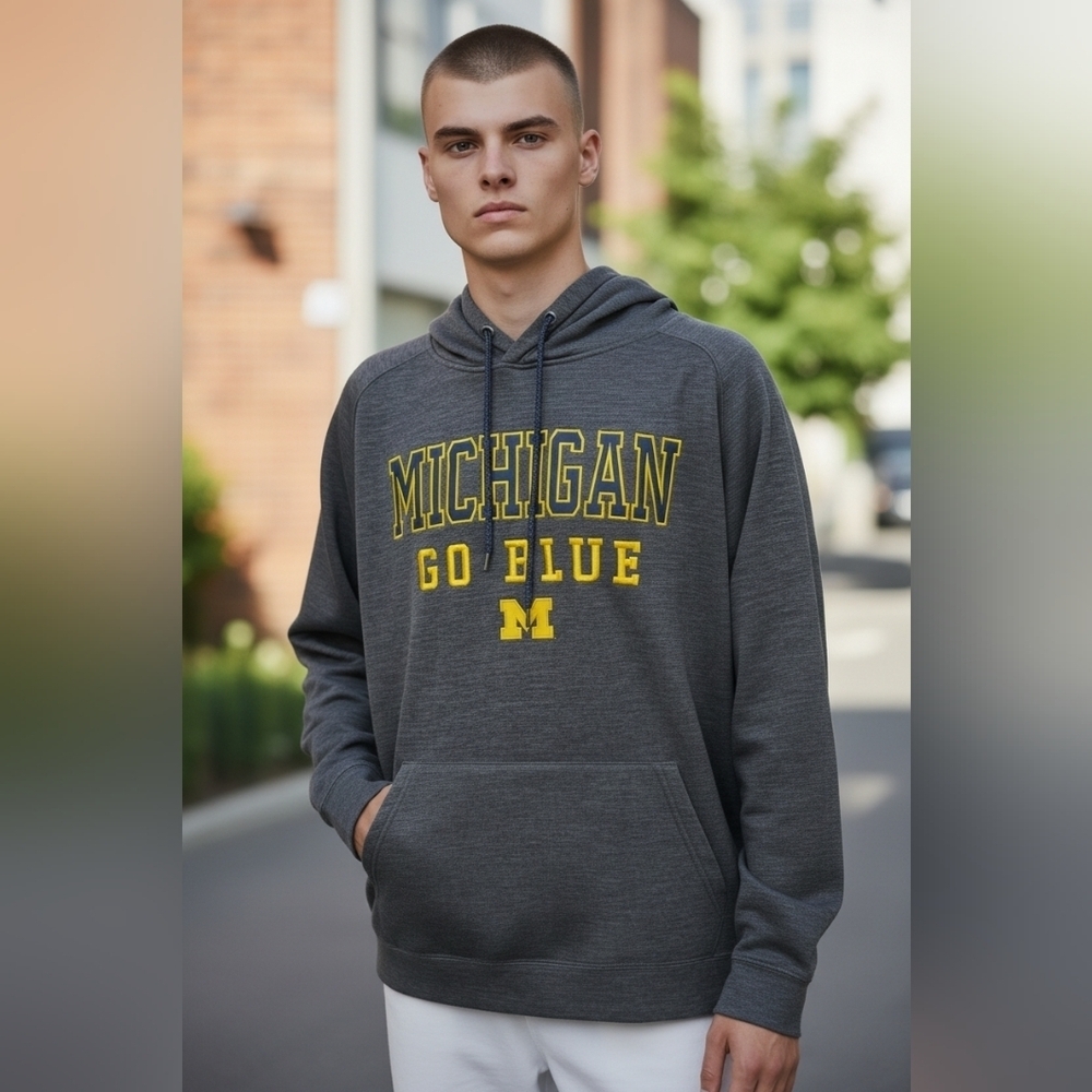 michigan wolverines Men's Size 2XL University Team Gear Hoodie
